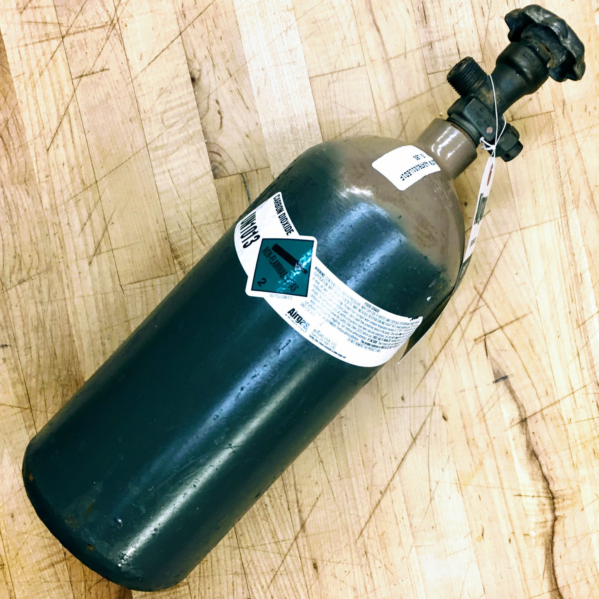 SodaStream Crystal Home Soda Maker and 2nd 60-Liter Carbonator-Spare  Cylinder